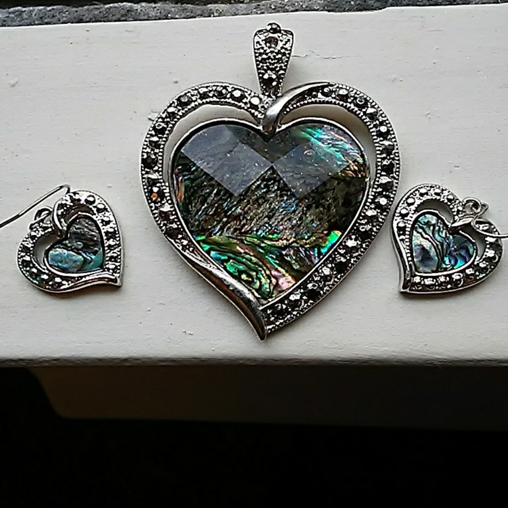 Earrings & Pendant Set